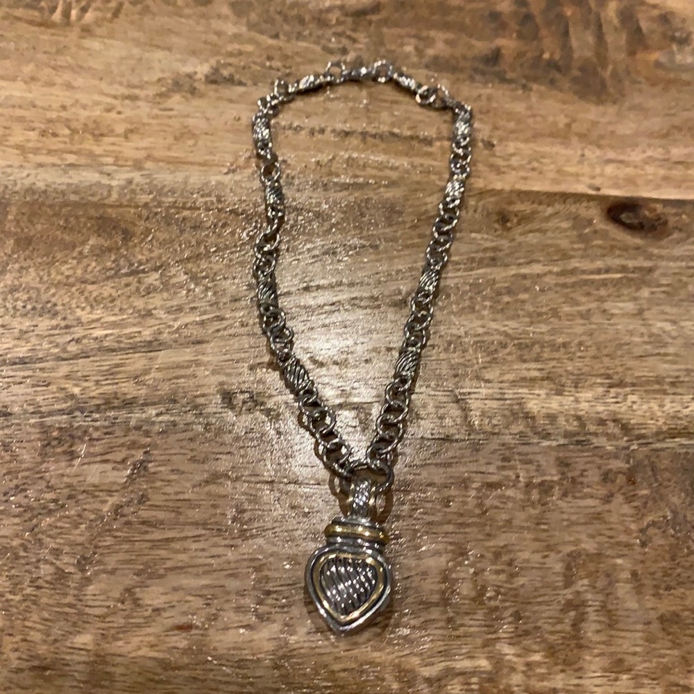 Pretty costume jewelry heart necklace
